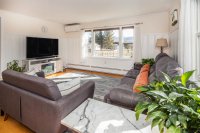 17 Hillcrest