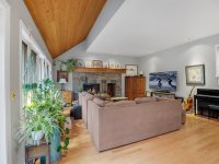 42 Roaring Brook