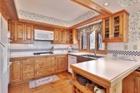 200 Peregine Hawk Mountain Resort