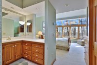 200 Peregine Hawk Mountain Resort