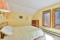 200 Peregine Hawk Mountain Resort
