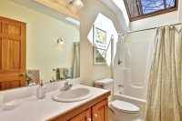 200 Peregine Hawk Mountain Resort