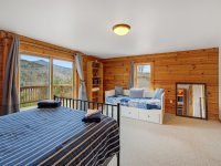 436 River View