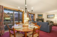 528 East Mountain