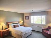 228 East Mountain