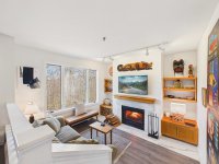 182 High Ridge