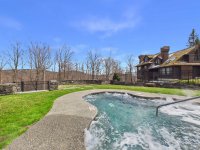 182 High Ridge
