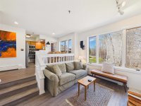 182 High Ridge