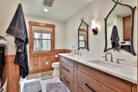 520 Barrows Towne