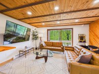 774 East Mountain Edgemont