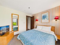 133 East Mountain