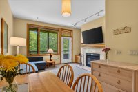 118 High Ridge