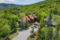 118 High Ridge
