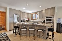 426 Roaring Brook