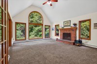 243 Cricket Hill