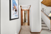 528 East Mountain