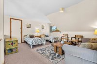 524 East Mountain