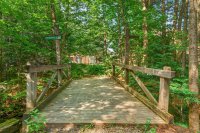 524 East Mountain