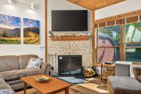 524 East Mountain